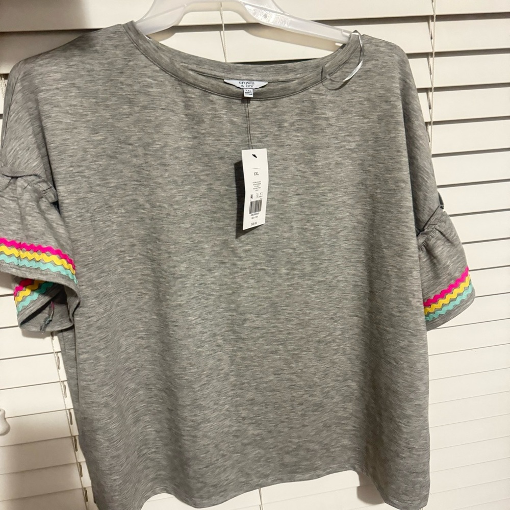 Blusa crown & ivy XXL nueva